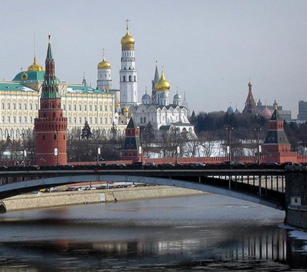перед нами иная Москва - с её историческими центрами и культурными